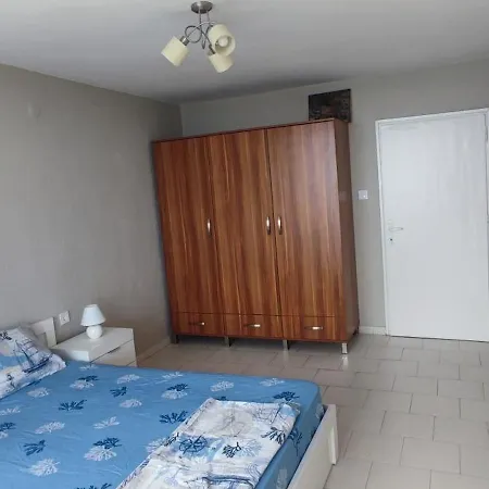 Apartment Sea View Flora Burgas