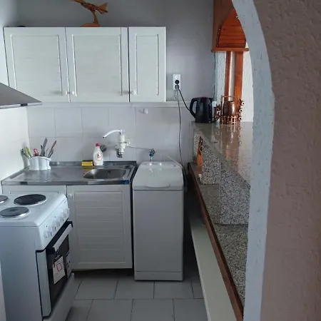 Sea View Flora Lägenhet