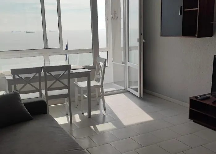 דירה Sea View Flora *